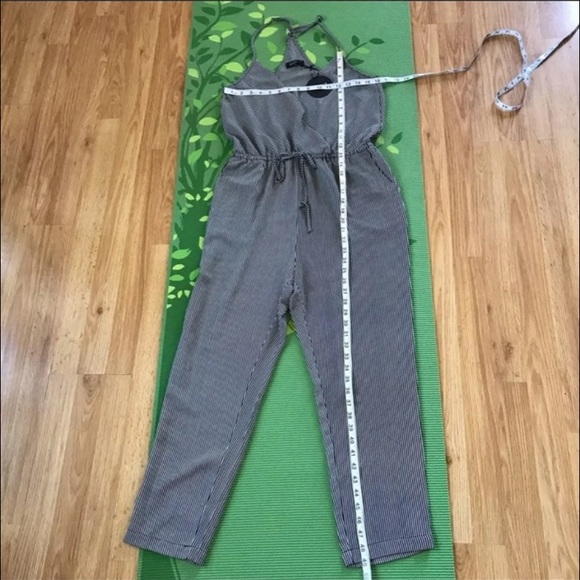 BNWT Storia Jumpsuit. Size M. Pinstripes. - Picture 2 of 6